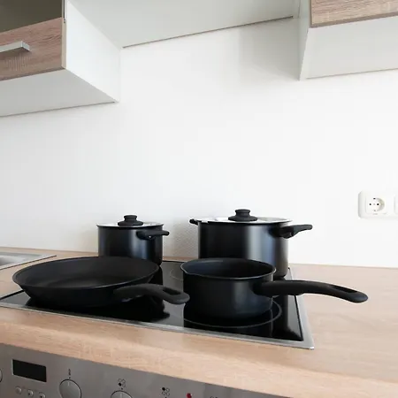 T&k - 3 Schlafzimmer - Ruhige Lage - Ohne Durchgang Apartmán Duisburg